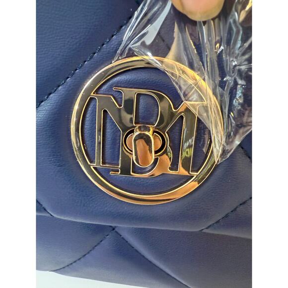 BADGLEY MISCHKA Top Handle Handbag Navy Blue Quilted with Letter Lock NWT - Picture 5 of 6